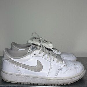 🧼 Jordan Air 1 Low OG in White and Particle Gray BEAT but can clean